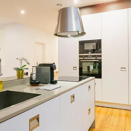 Modern 3-bedroom - Near Arroios Metro *