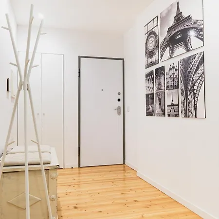 Modern 3-bedroom - Near Arroios Metro *